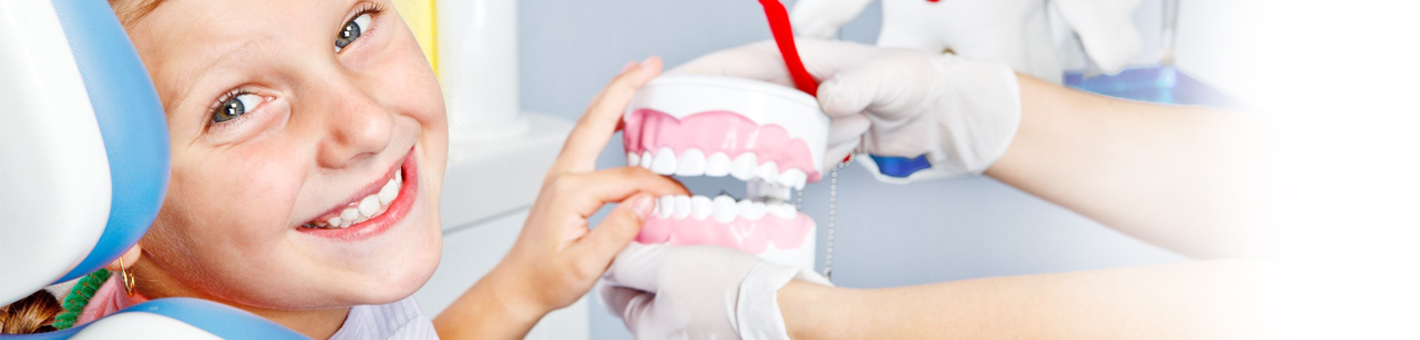 Лечение временных (молочных) зубов