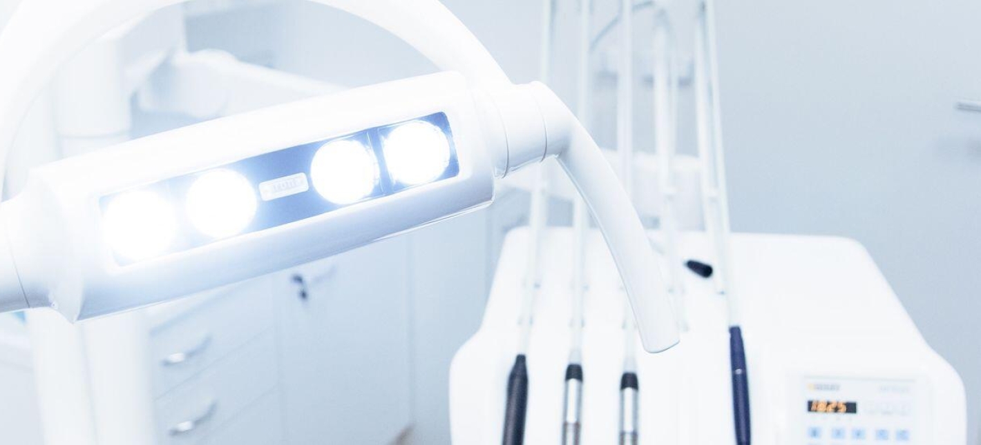 Консультация врача-специалиста стоматологического профиля